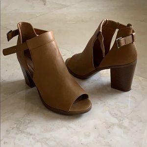 Soda Quality Peep Toe Open Side Cutouts D'Orsay